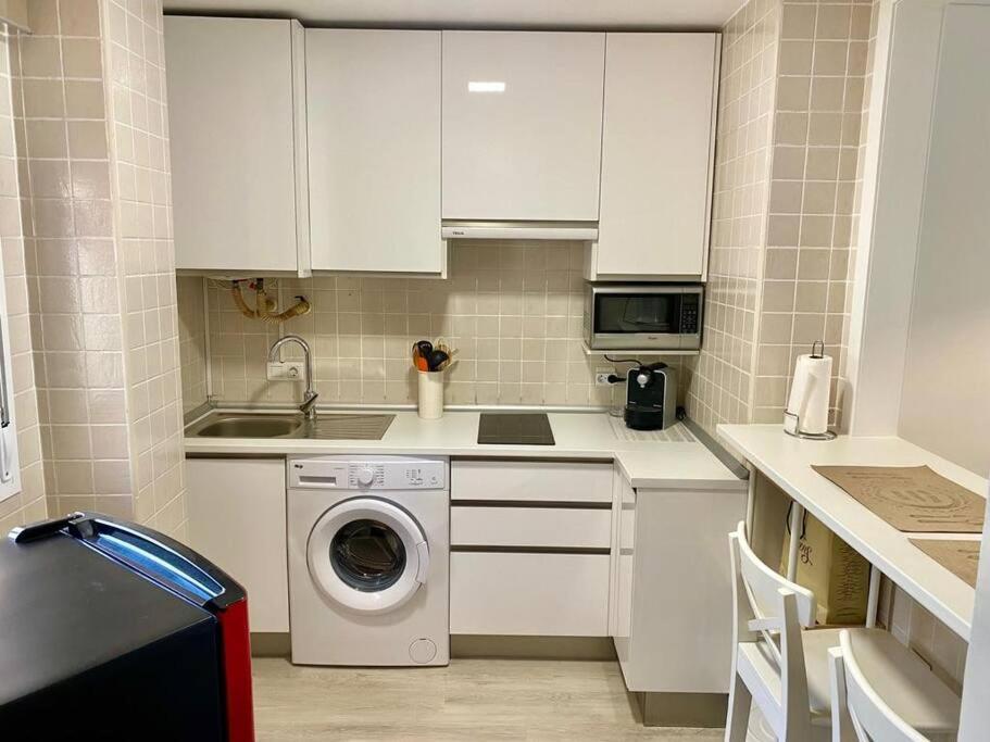 Cozy Apartamentum Centro Малага Екстериор снимка